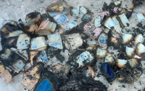 Ev Alev Alev Yandı! 500 bin TL ve Altınlar Kül Oldu