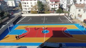 Büyükşehir 92 Basketbol ve Voleybol Sahası Yaptı