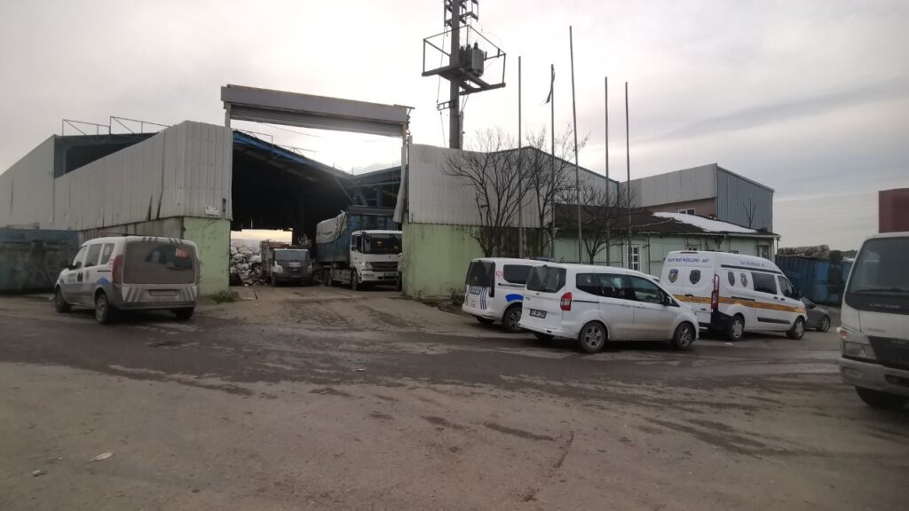 Geri Dönüşüm Deposuna Silahlı Saldırı