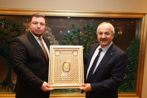 Gebze Ülkü Ocakları Başkan Zinnur Büyükgöz’ü Makamında Ziyaret Etti