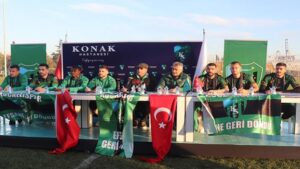 Kocaelispor’da İmza Şov