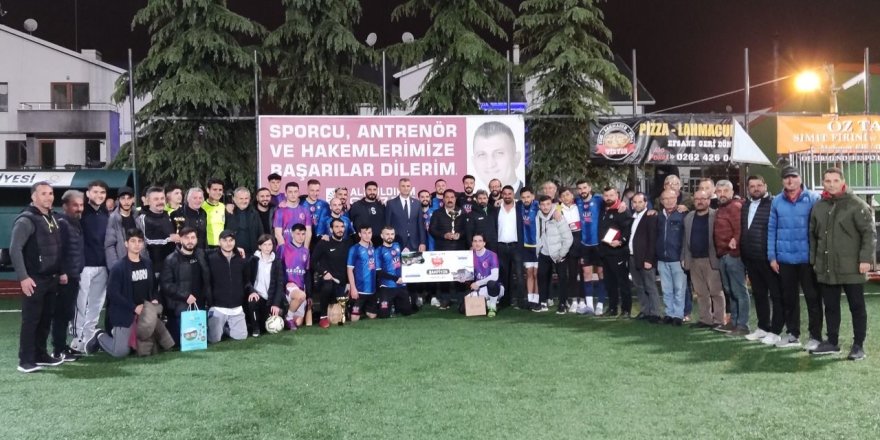 Futbol şöleni şampiyonu Azat İnşaat