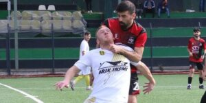 4 grupta ilk yarı heyecanı bitti