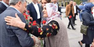 Şayir, “Sevgilerin en büyüğü anne sevgisidir”