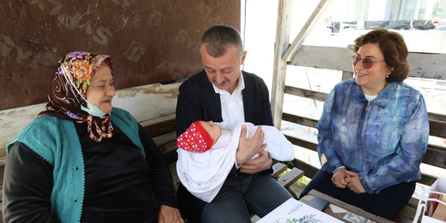 Büyükakın’dan şehit annesine ziyaret