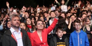 Yüz bin genç 19 Mayıs coşkusunu Athena ile yaşadı