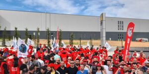 Asen metal direnişi sürüyor