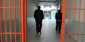 Açık cezaevi izin süreleri uzatıldı