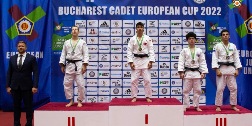 Bükreş’ten madalyalar ile döndüler