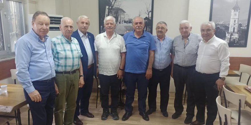 Eski vekiller hasret giderdi