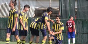 İzmit Yıldızspor şampiyonluğa yakın