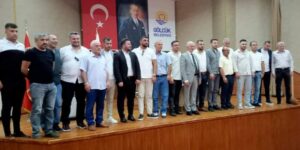 Gölcükspor’da görev dağılımı yapıldı
