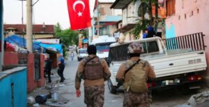 Kocaeli’de aranan şahıslara şafak operasyonu! 18 firari yakalandı