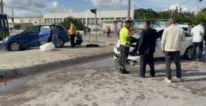 Otomobil ve cip çarpıştı: Yaralılar var