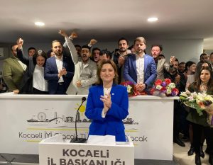 Gebze’li Gökçe Nesli Kondu Çağlayan, milletvekili aday adaylığını açıkladı