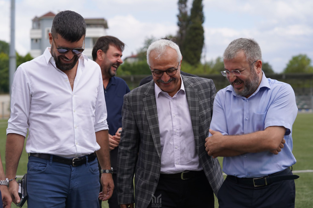 GEBZE KAYMAKAMI ÖZYİĞİT’TEN GEBZESPOR TESİSİNE ZİYARET